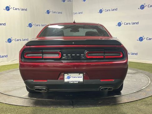 Used 2019 Dodge Challenger GT w/ Driver Convenience Group RWD image 4