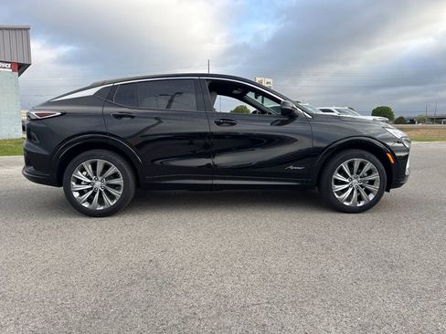 New 2026 Buick Envista Avenir FWD image 7
