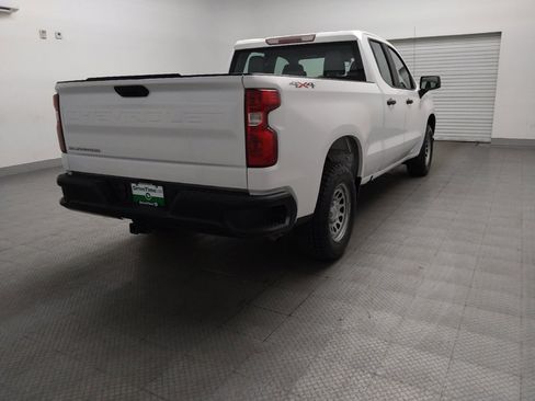 Used 2020 Chevrolet Silverado 1500 W/T w/ Trailering Package AWD/4WD image 9
