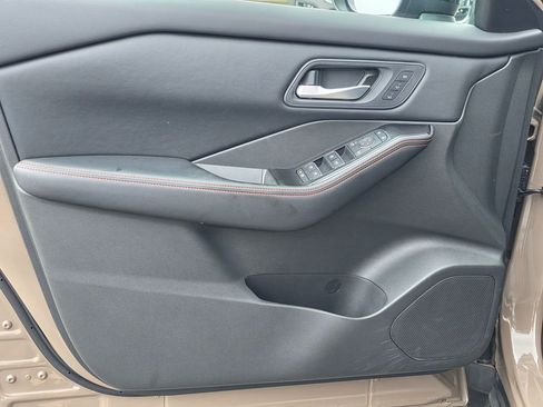 Used 2025 Nissan Rogue SV w/ Rock Creek Premium Package image 12