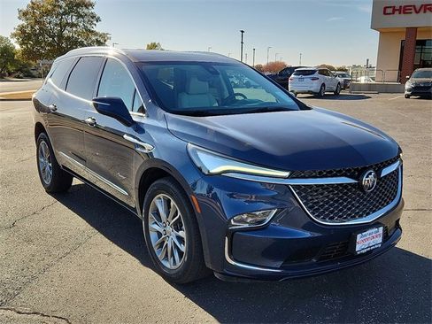 Certified 2024 Buick Enclave Avenir w/ Avenir Technology Package image 6