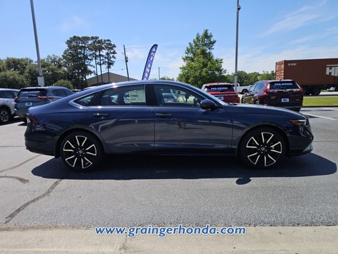 New 2026 Honda Accord Touring image 6