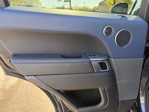 Used 2021 Land Rover Range Rover Sport HST image 27