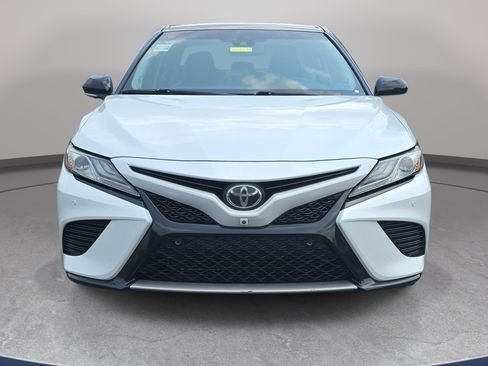 Used 2018 Toyota Camry XSE w/ Audio Package FWD image 2