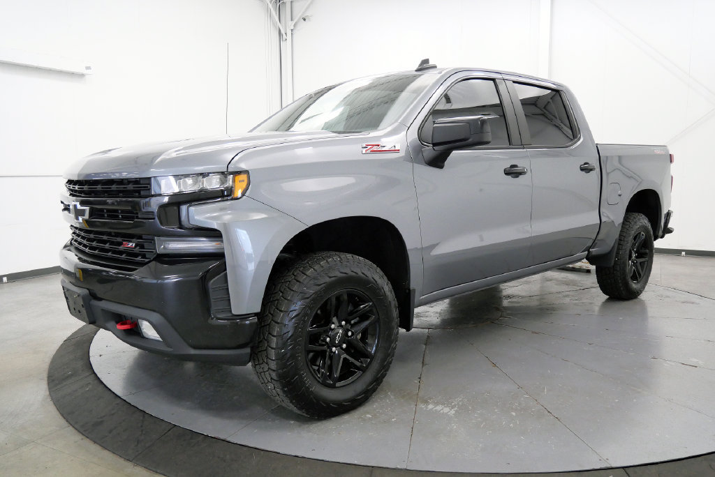 Used 2021 Chevrolet Silverado 1500 LT Trail Boss w/ Bed Protection Package AWD/4WD image 4