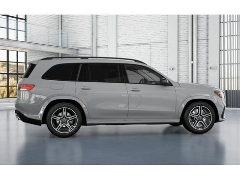 New 2026 Mercedes-Benz GLS 450 4MATIC image 16