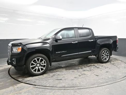 Used 2021 GMC Canyon Denali image 3