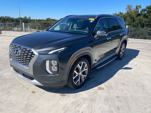 Used 2020 Hyundai Palisade SEL w/ Convenience Package image 3