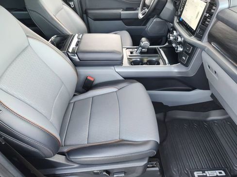 Used 2025 Ford F150 Lariat w/ Equipment Group 502A High image 10