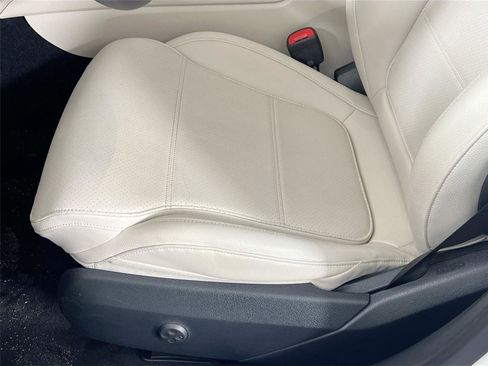 Certified 2024 Mercedes-Benz C 300 4MATIC Sedan image 18