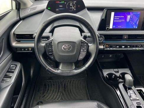 Certified 2023 Toyota Prius XLE image 14