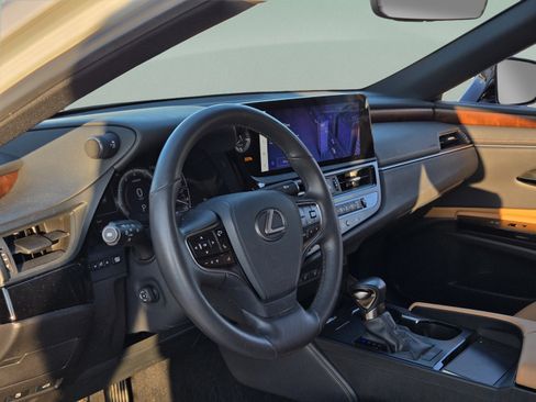 Used 2024 Lexus ES 350 w/ Premium Package FWD image 13