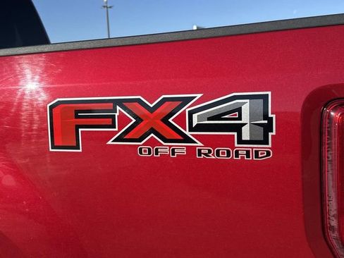 Used 2020 Ford F250 Lariat w/ Lariat Ultimate Package image 6