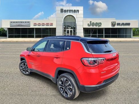 Used 2023 Jeep Compass Limited image 8