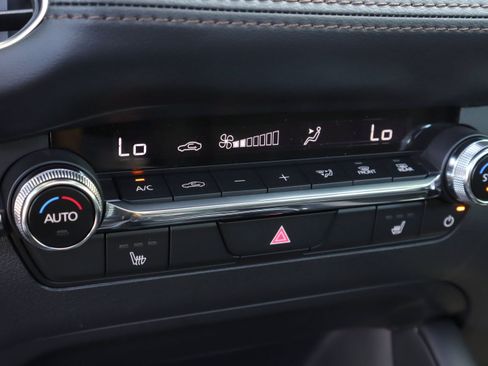 New 2026 MAZDA MAZDA3 2.5 S Hatchback w/ Premium Pkg FWD image 16