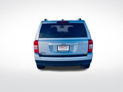 Used 2016 Jeep Patriot High Altitude image 6