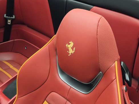 Used 2023 Ferrari Portofino M RWD image 20