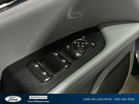 Used 2022 Lincoln Nautilus Reserve w/ Equipment Group 201A image 17