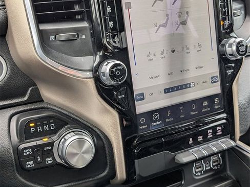 Used 2022 RAM 1500 Laramie image 17