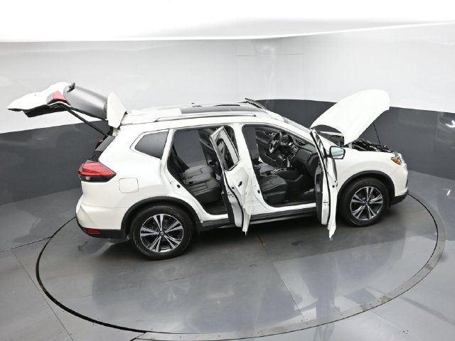 Used 2017 Nissan Rogue SL w/ SL Premium Package FWD image 42