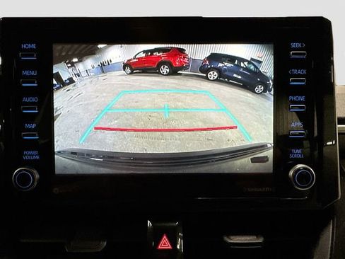 Used 2021 Toyota Corolla LE w/ Carpet Mat Package (TMS) FWD image 13