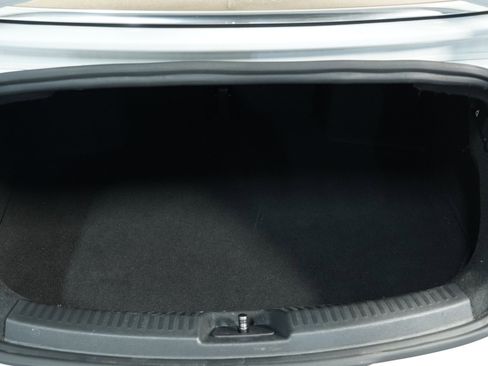 Used 2014 Volkswagen Beetle 1.8T image 39
