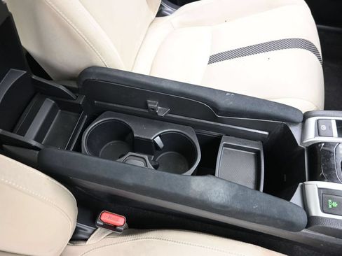 Used 2019 Honda Civic EX image 37
