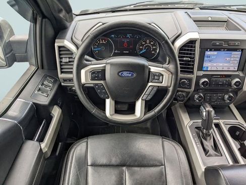 Used 2018 Ford F150 Lariat w/ Equipment Group 502A Luxury AWD/4WD image 15