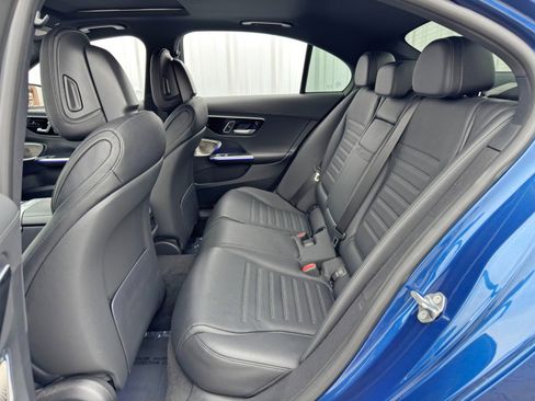 Used 2023 Mercedes-Benz C 43 AMG 4MATIC Sedan image 44