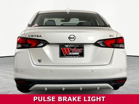 Used 2020 Nissan Versa SV FWD image 5