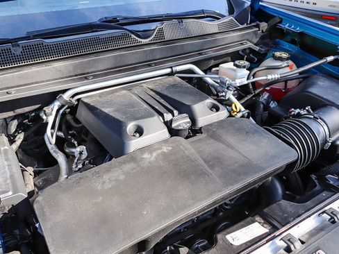 Used 2023 Chevrolet Colorado LT w/ LT Convenience Package II image 23