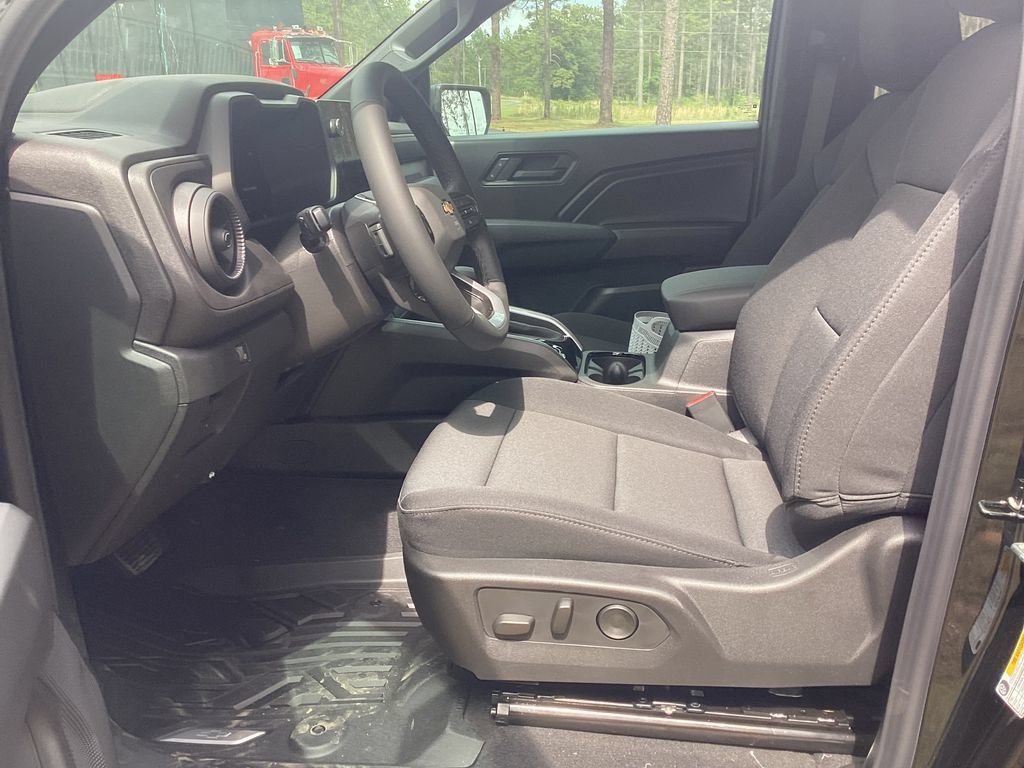 New 2026 Chevrolet Colorado W/T w/ WT Custom Package RWD image 13