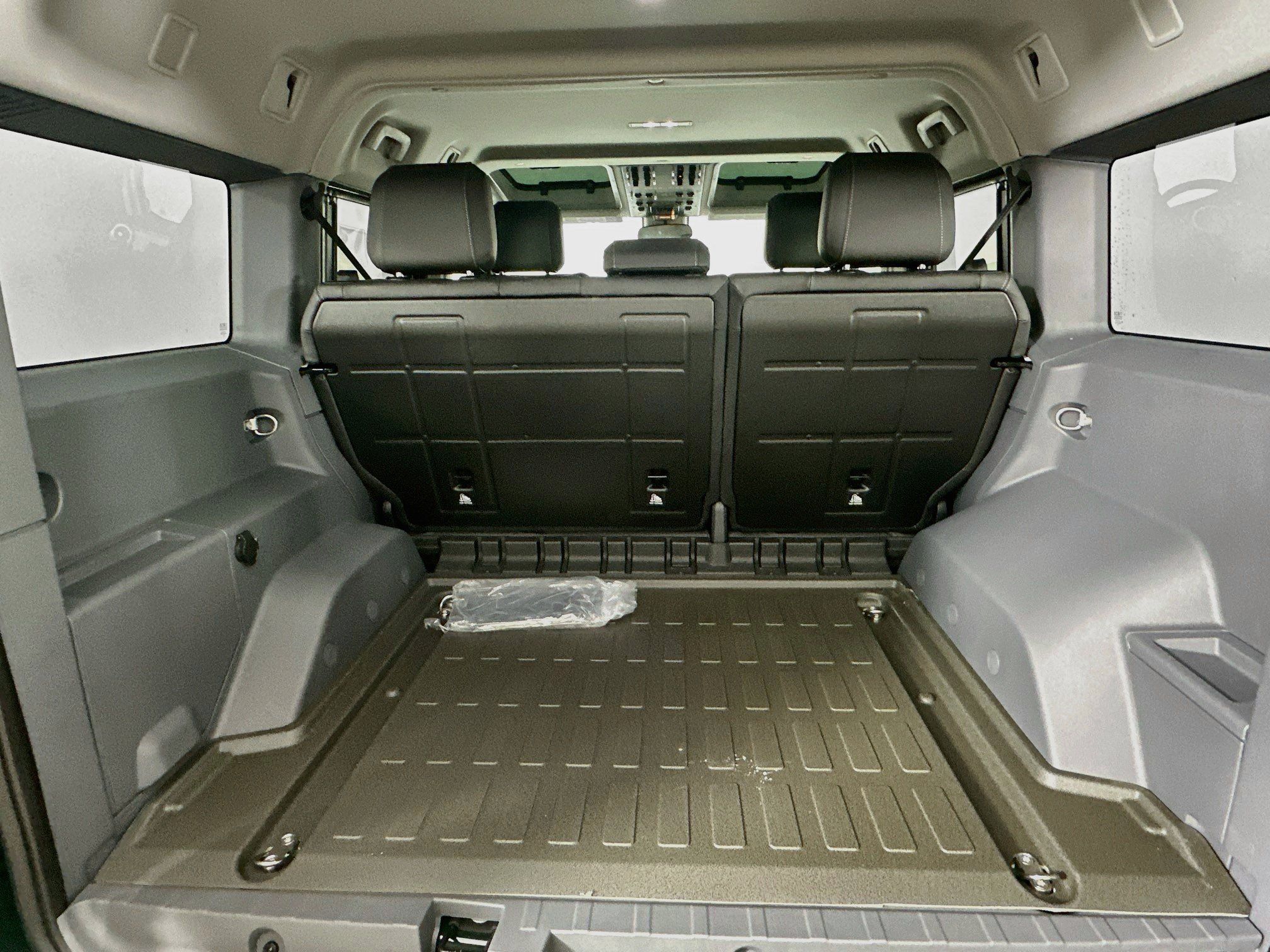 Used 2025 INEOS Grenadier Station Wagon AWD/4WD image 44
