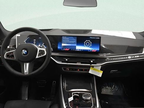 New 2026 BMW X5 xDrive40i w/ M Sport Package AWD/4WD image 5