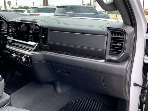Used 2025 GMC Sierra 1500 Elevation w/ X31 Off-Road Package AWD/4WD image 22