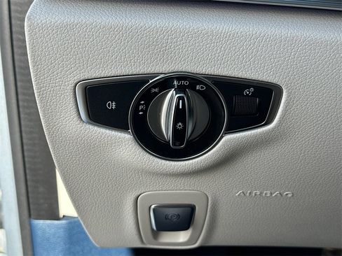 Used 2023 Mercedes-Benz E 450 E 450 image 32