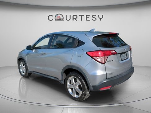 Certified 2017 Honda HR-V LX image 5