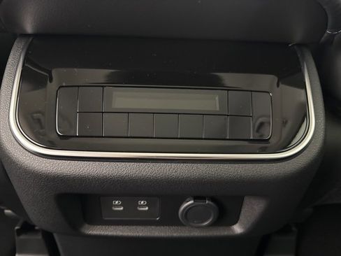 New 2026 Nissan Armada SV image 36