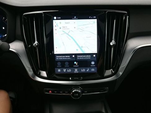 Used 2023 Volvo S60 B5 Plus w/ Climate Package image 12