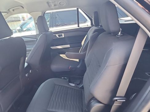 Used 2021 Ford Explorer XLT AWD/4WD image 24
