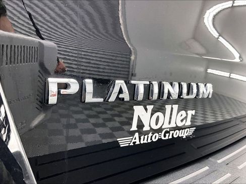 Certified 2024 Ford Expedition Max Platinum image 8