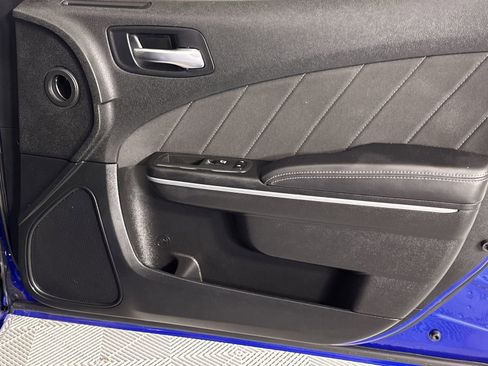 Used 2021 Dodge Charger SXT RWD image 31
