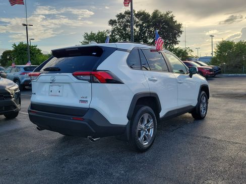 Used 2024 Toyota RAV4 XLE w/ Convenience Package FWD image 12
