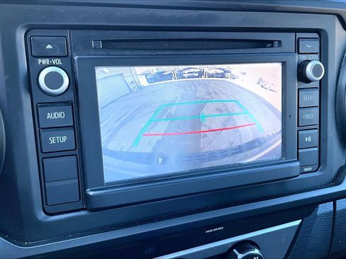 Used 2019 Toyota Tacoma SR image 29