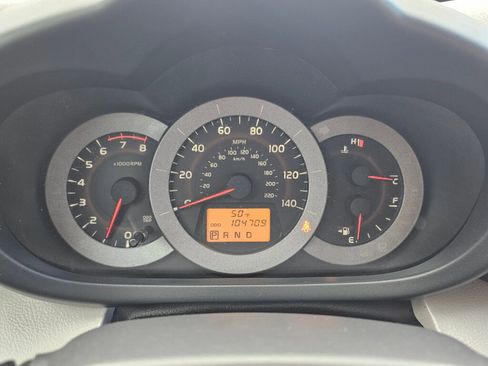 Used 2010 Toyota RAV4 Limited image 4