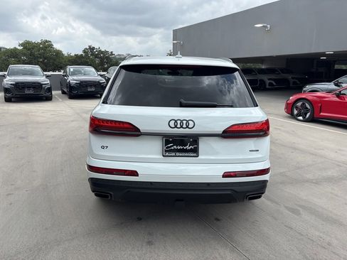 Used 2026 Audi Q7 3.0T Premium w/ Convenience Plus Package AWD/4WD image 7