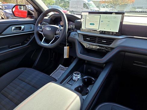 New 2026 Ford Explorer ST-Line image 13