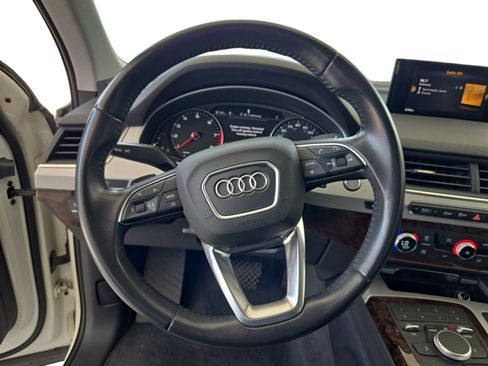 Used 2018 Audi Q7 2.0T Premium AWD/4WD image 13