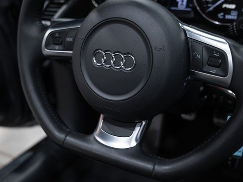 Used 2011 Audi R8 V10 AWD/4WD image 45