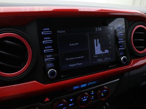 Certified 2022 Toyota Tacoma SR image 7